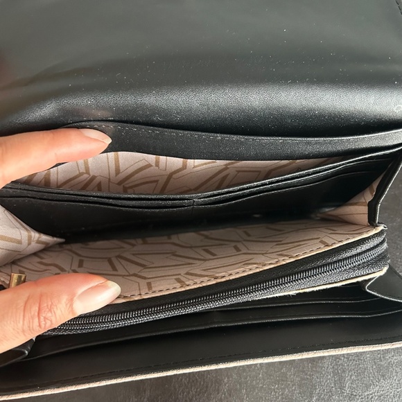 Marc New York (Andrew Marc) Pink  Pebbled Faux Leather Wallet - Picture 7 of 17